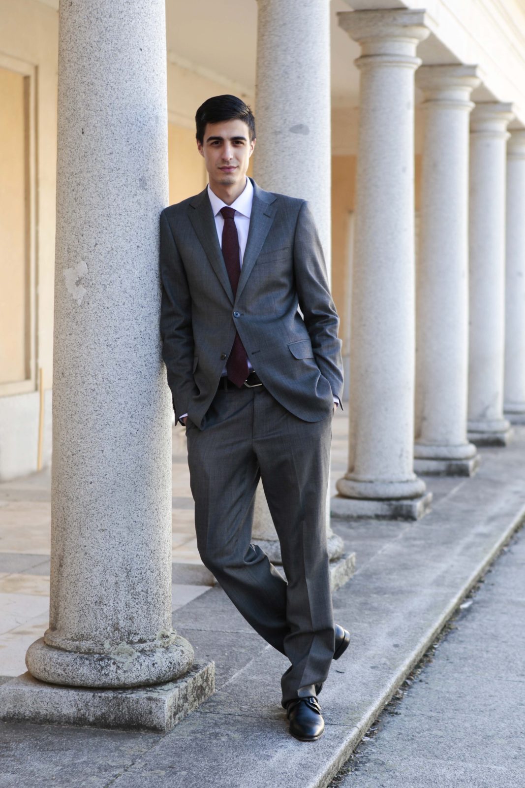 Joel González, de Roberto Verino