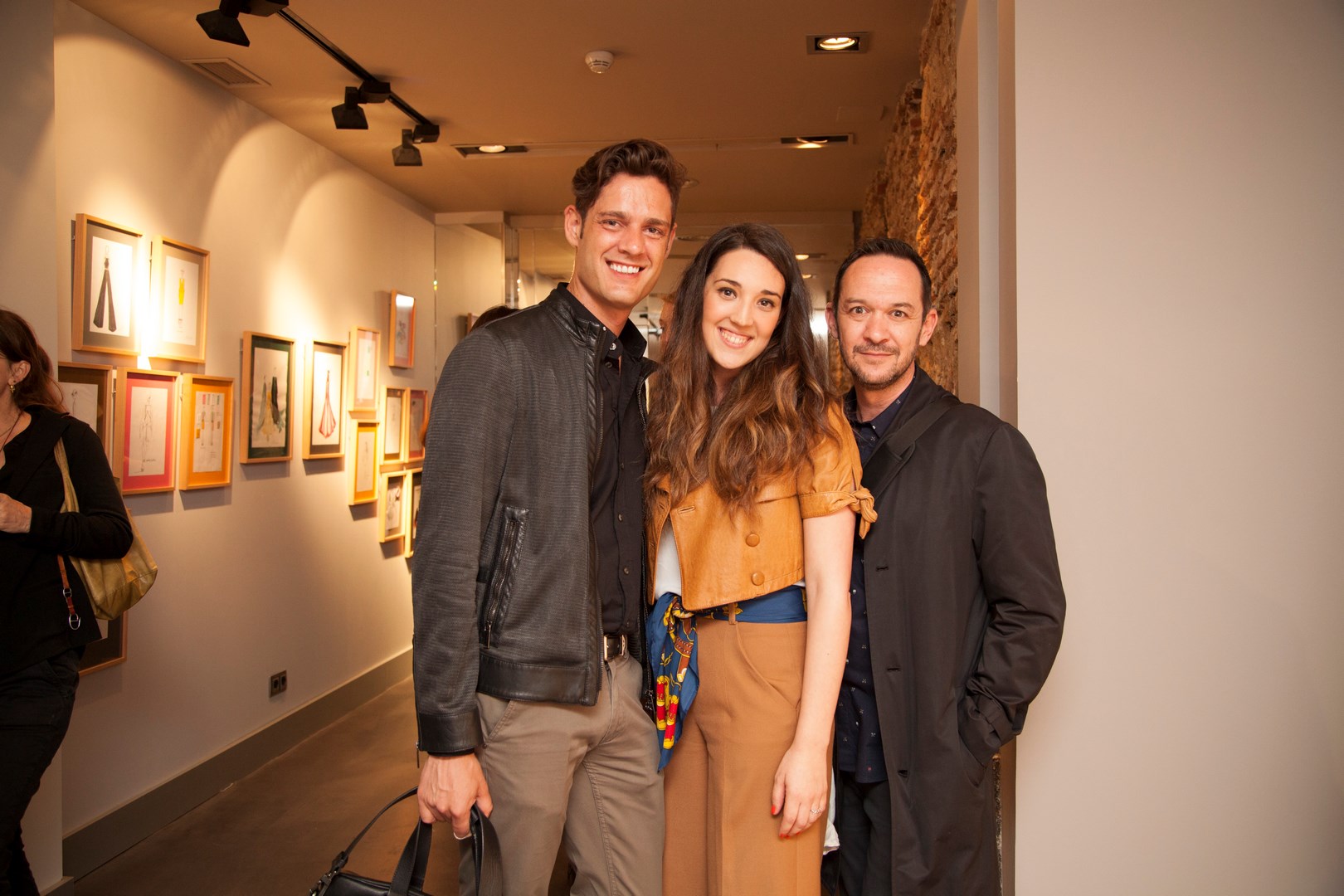 Álvaro Rincón, de Inhouse Comunicación; Tamara Alcalde, de ACME, y el diseñador Ulises Mérida