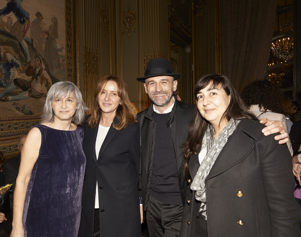 Pepa Bueno, la estilista de la revista Elle Silvia Montoliu, Carlos Puig Padilla y Ángela Álvarez, corresponsal de Conde Nast España en París