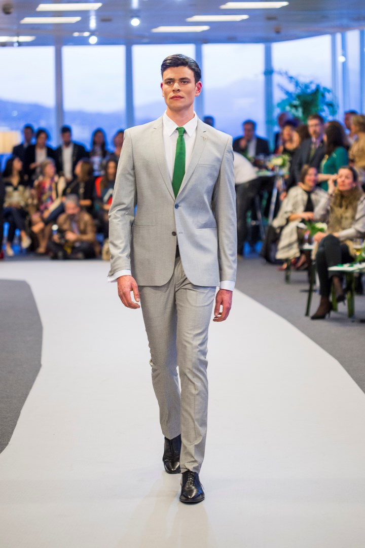 Desfile de Ion Fiz para Iberdrola_2