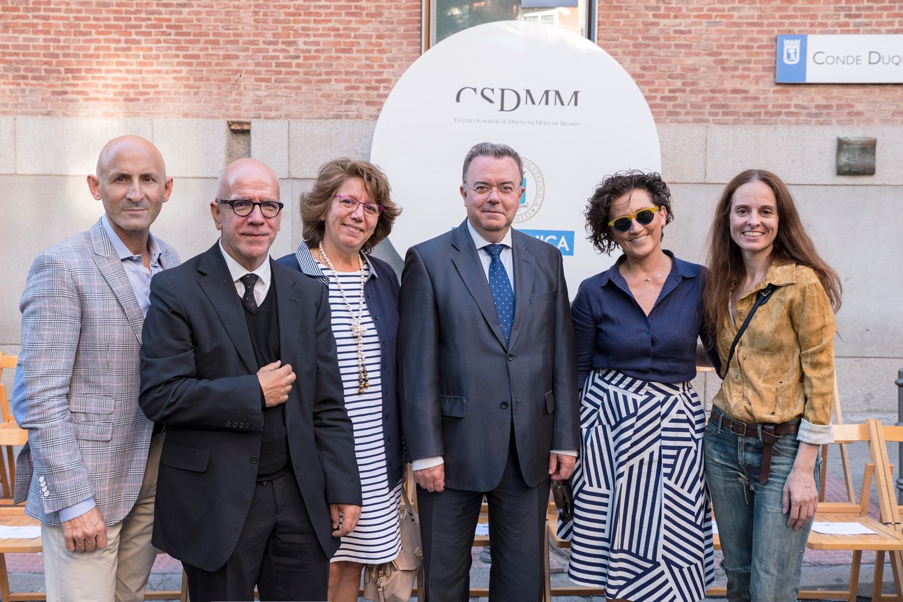 Modesto Lomba, Manuel Blanco, Guillermo Cisneros, Concha Hernández y Ana Locking