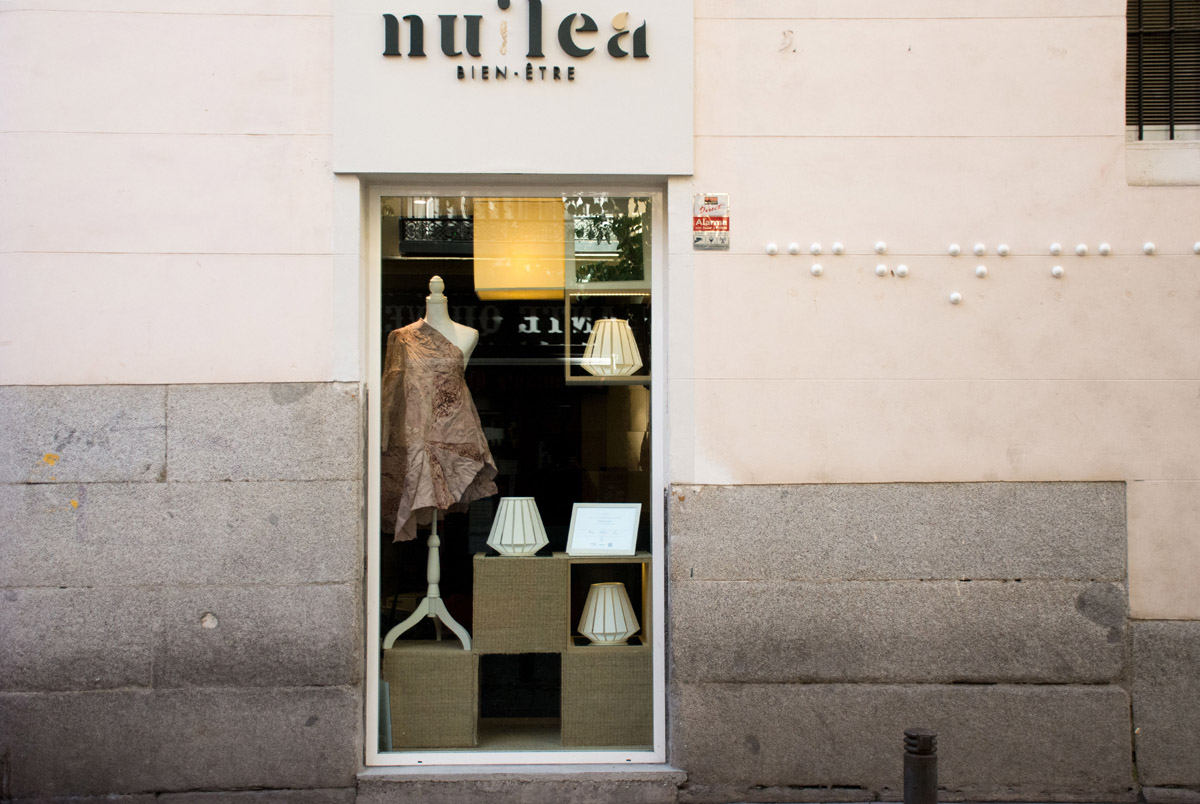 Intervención del IED Madrid en Nuilea, espacio del colectivo Las Letras Street