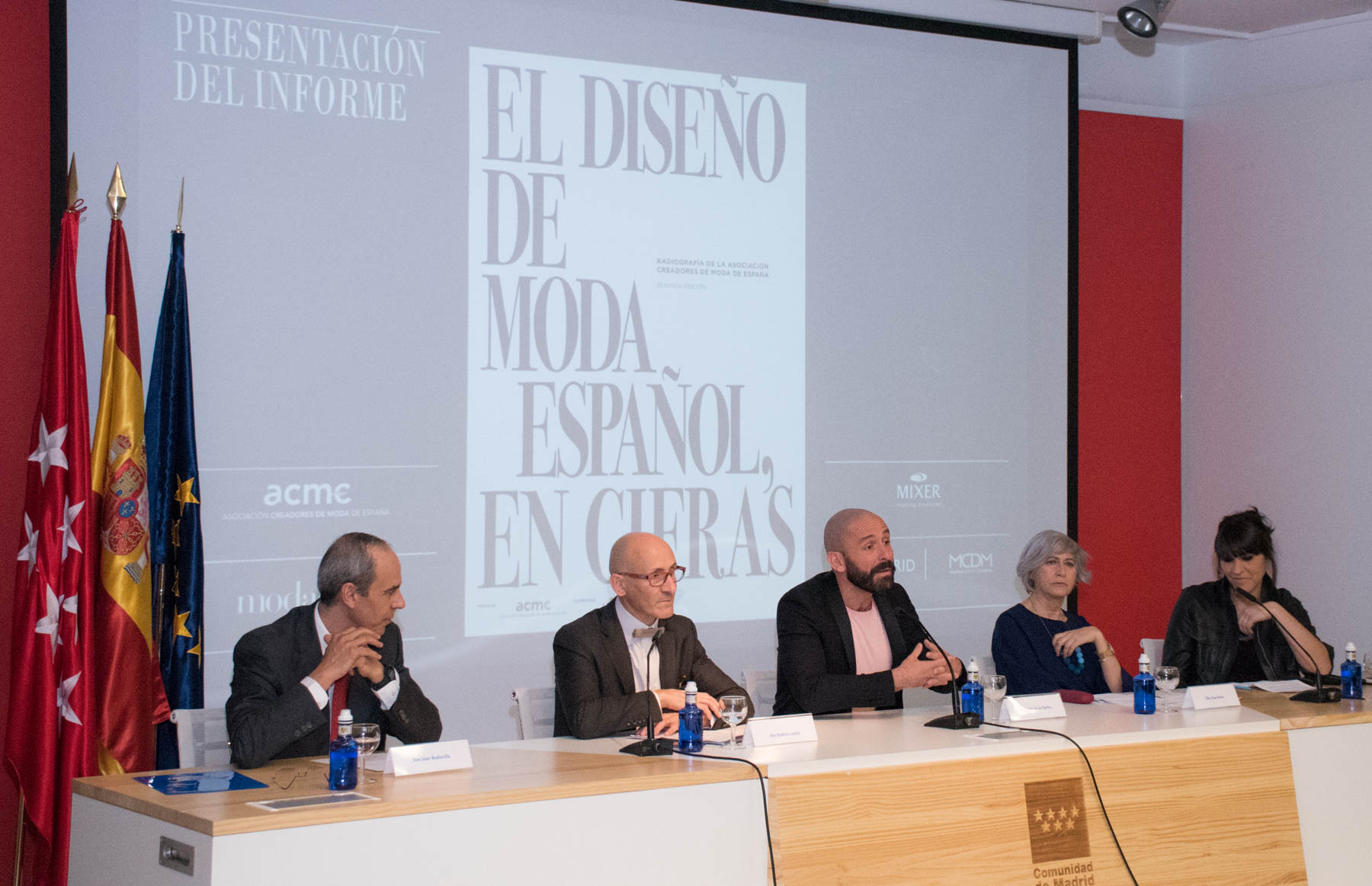 JUAN MEDIAVILLA, MODESTO LOMBA, JAIME DE LOS SANTOS, PEPA BUENO Y PILAR RIAÑO (3)