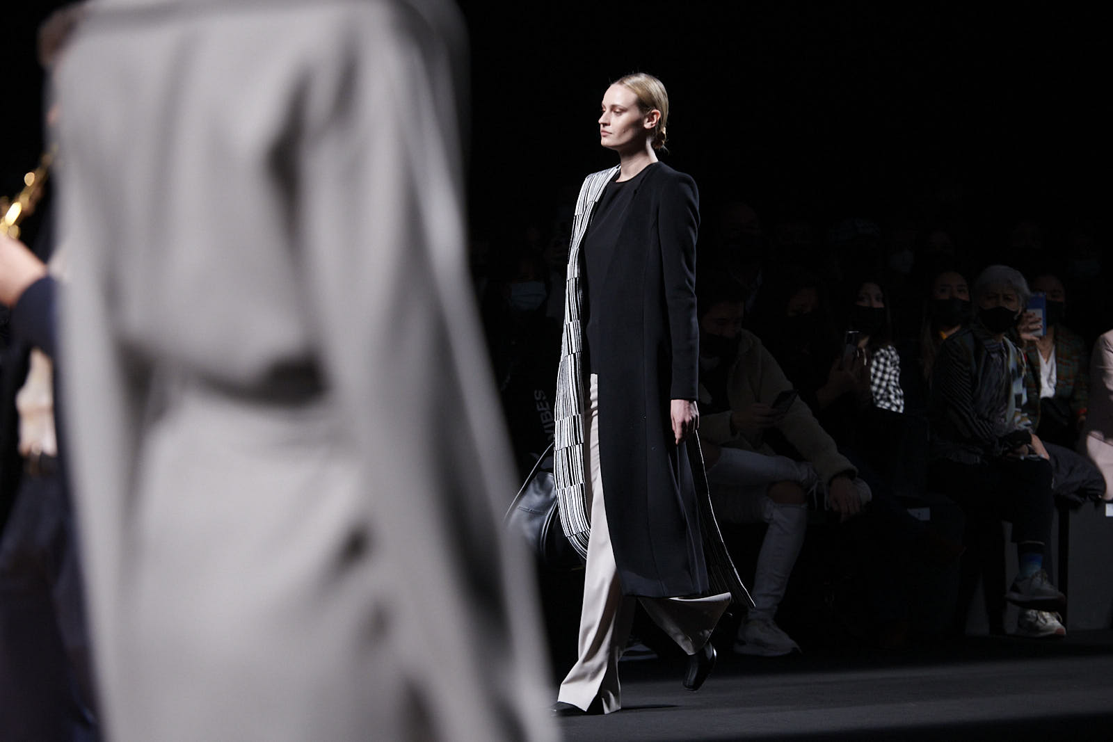 angel-schlesser-oi22-mbfwm-web-0017