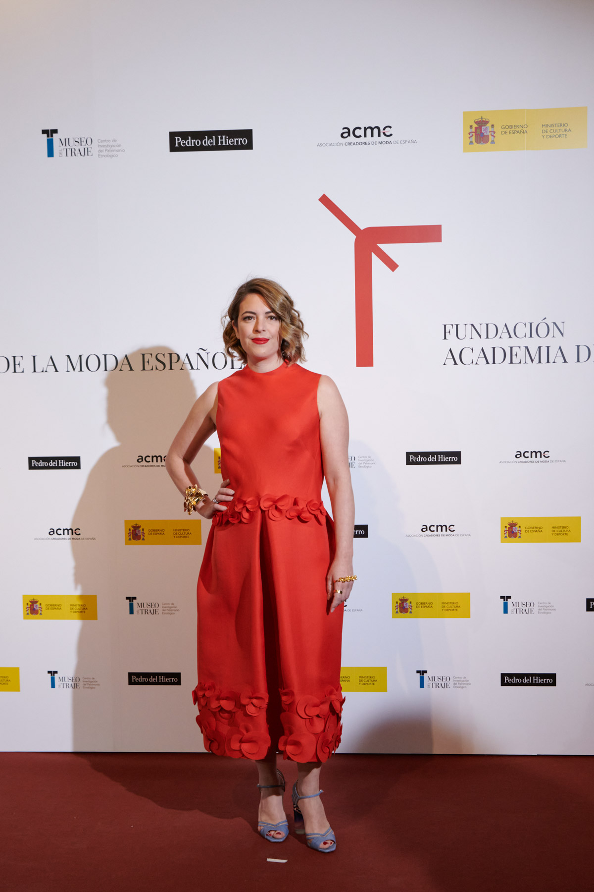 ALEJANDRA CARO CON LOOK DE DEVOTA & LOMBA (2)