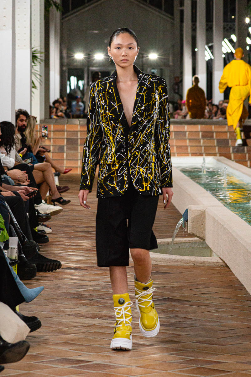 Acromatyx_Calma_003_KristenWicce_Desfile-17