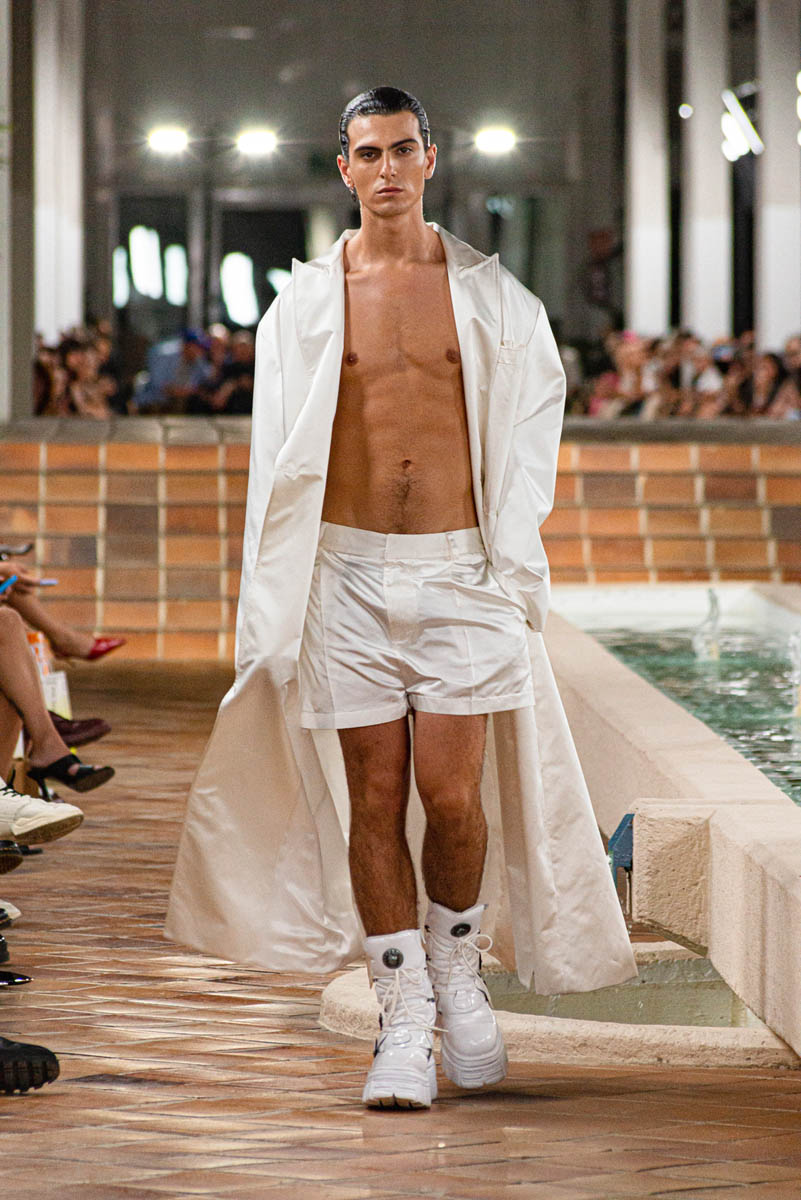 Acromatyx_Calma_003_KristenWicce_Desfile-2