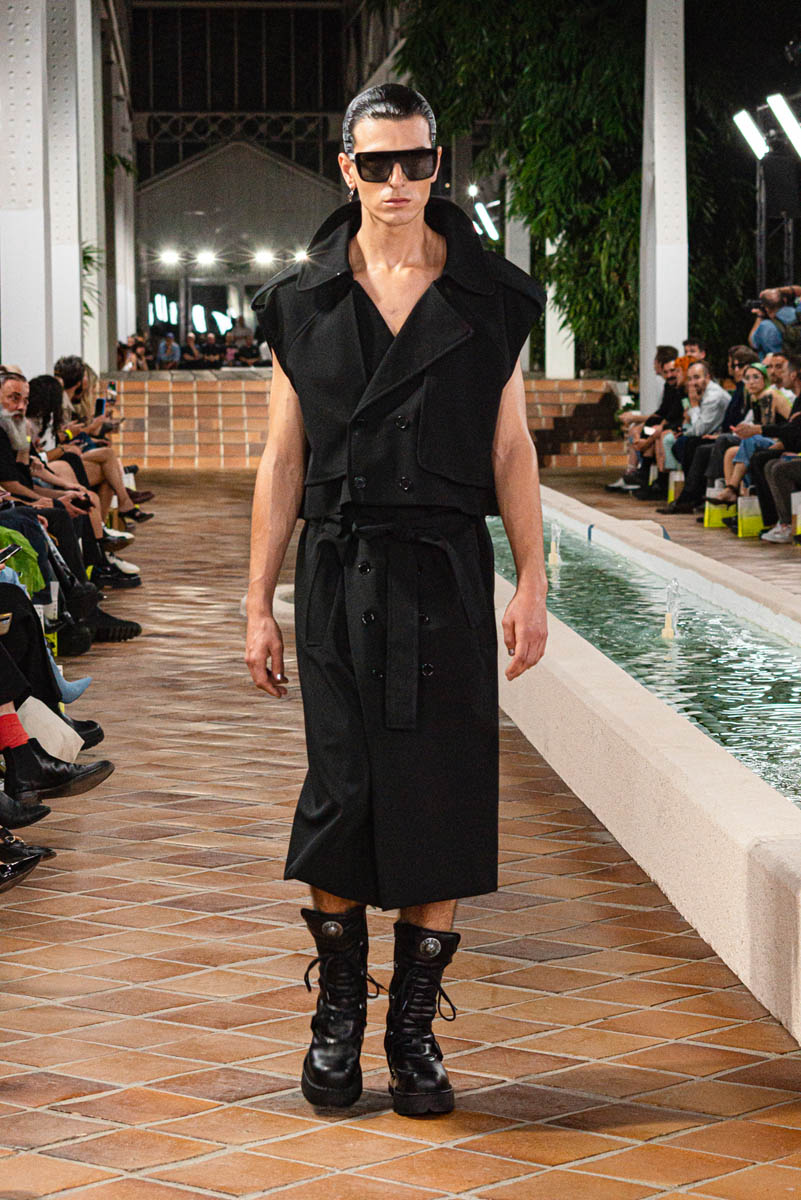 Acromatyx_Calma_003_KristenWicce_Desfile-25