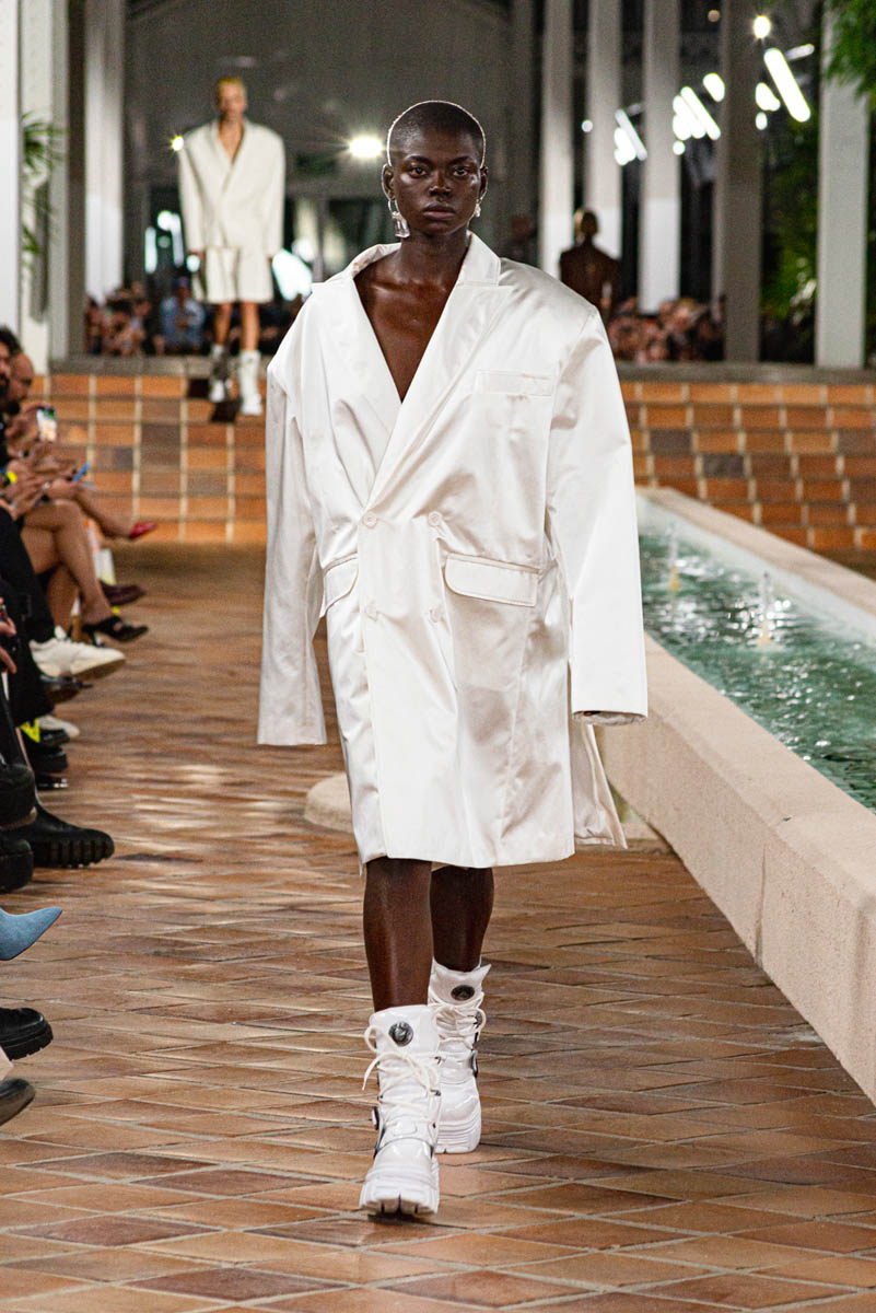 Acromatyx_Calma_003_KristenWicce_Desfile-3