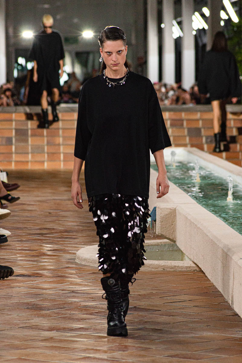 Acromatyx_Calma_003_KristenWicce_Desfile-31