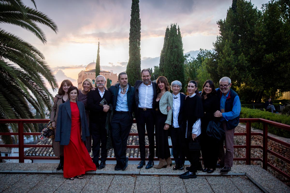 mesa-redonda-moda-espana-siempre-presente-40230519-JORNADAS MODA-01