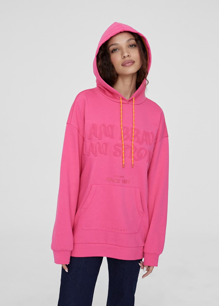 LOLA CASADEMUNT_Sudadera solidaria_Fundación Contigo (1)