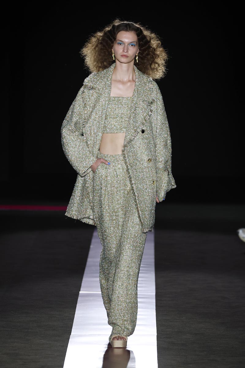 Lola-Casademunt-by-Maite-_TEN0621