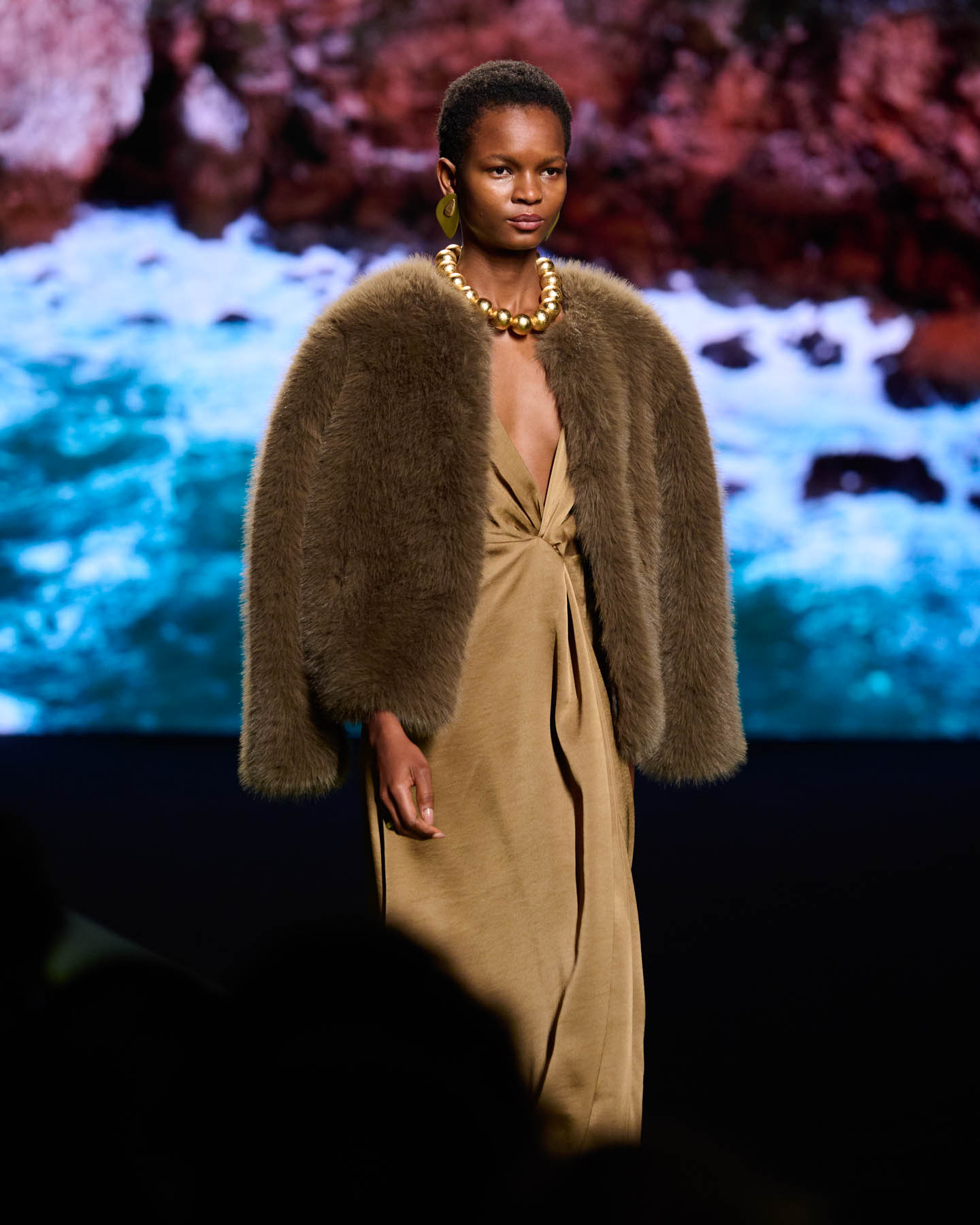 web-lola-casademunt-MBFWM-OI25-ACME-pablo-paniagua-0024