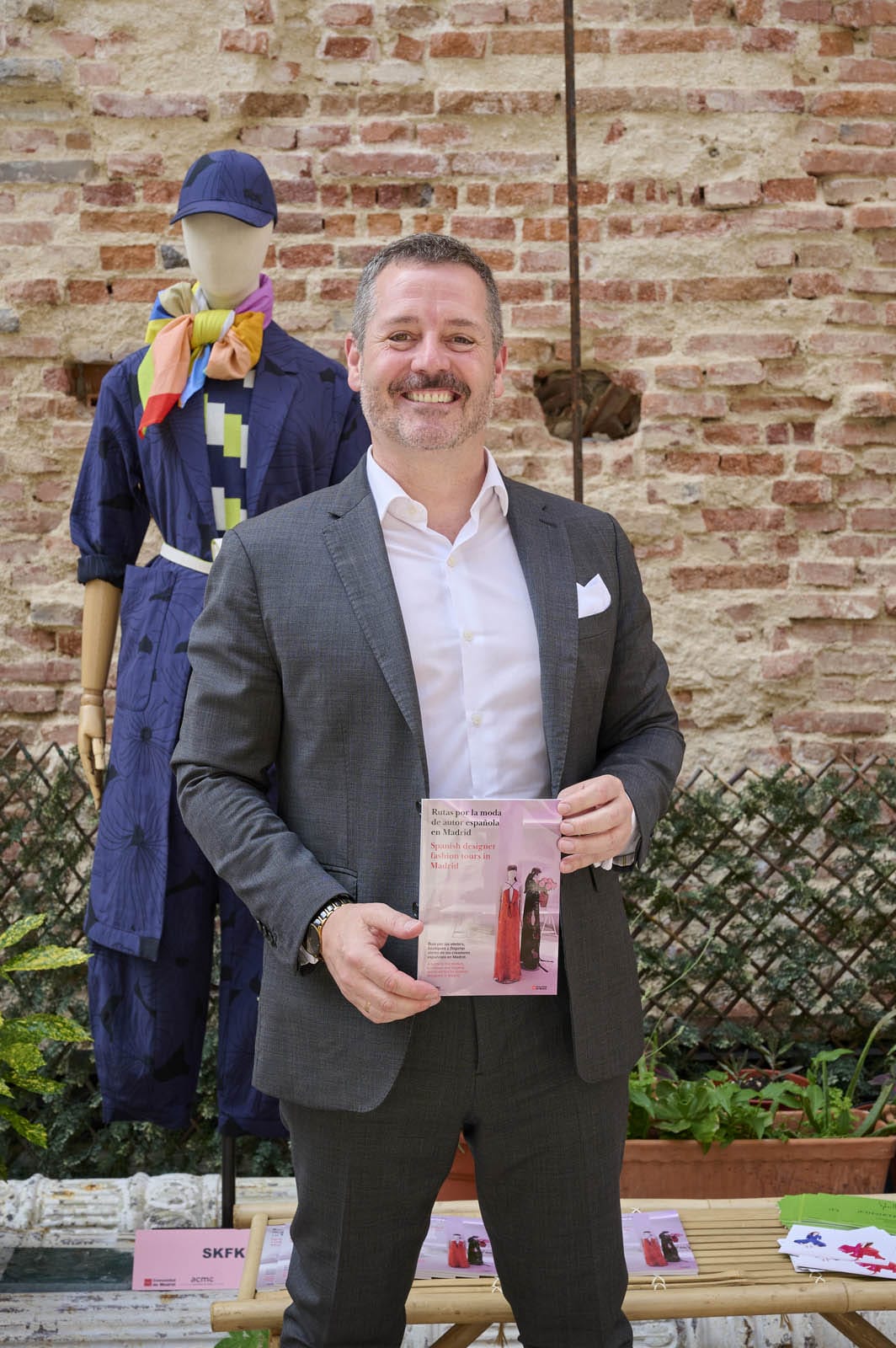 3-mariano-de-paco-presentación-rutas-por-la-moda-de-autor-española-en-Madrid-ACME-0006