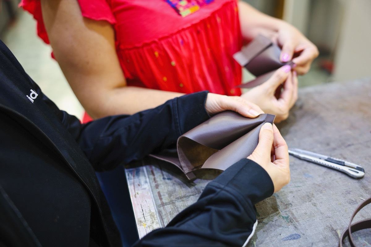 TALLER MARROQUINERIA SANTI CARBALLO-004