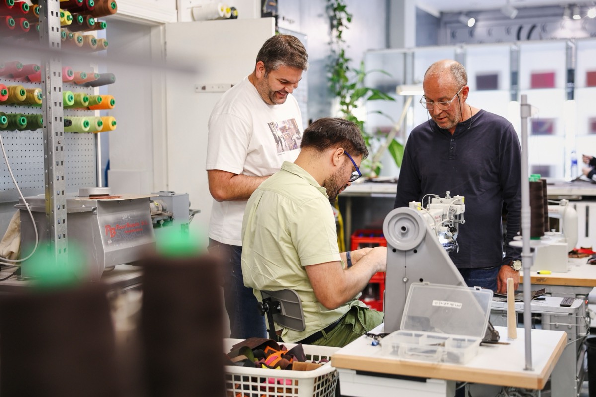 TALLER MARROQUINERIA SANTI CARBALLO-005