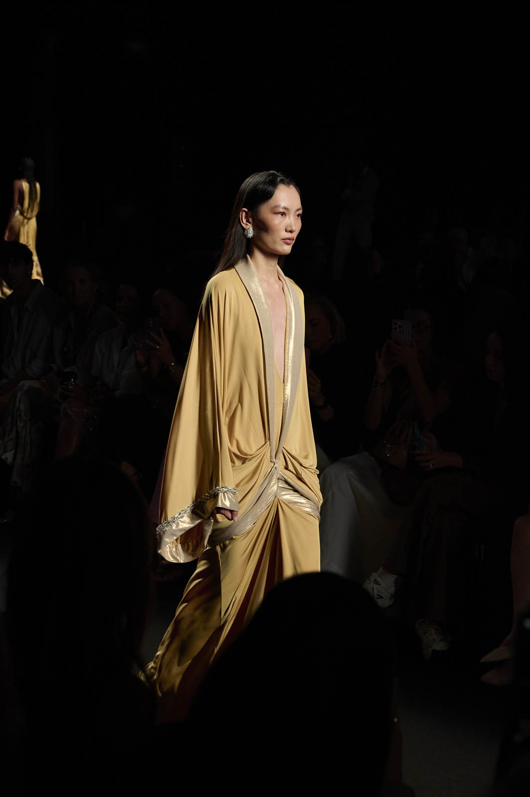 claro-couture-pv26-mbfwm-0925-acme-pablo-paniagua-0008