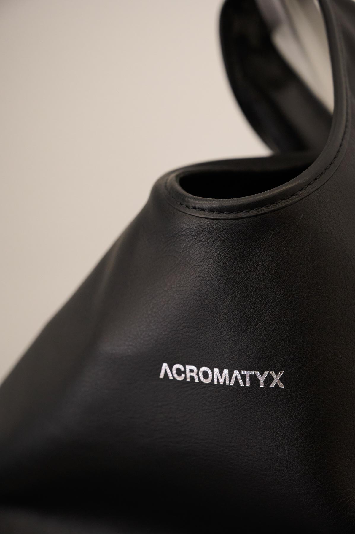 web-acromatyx-madrid-es-moda-0925-pablo-paniagua-0013