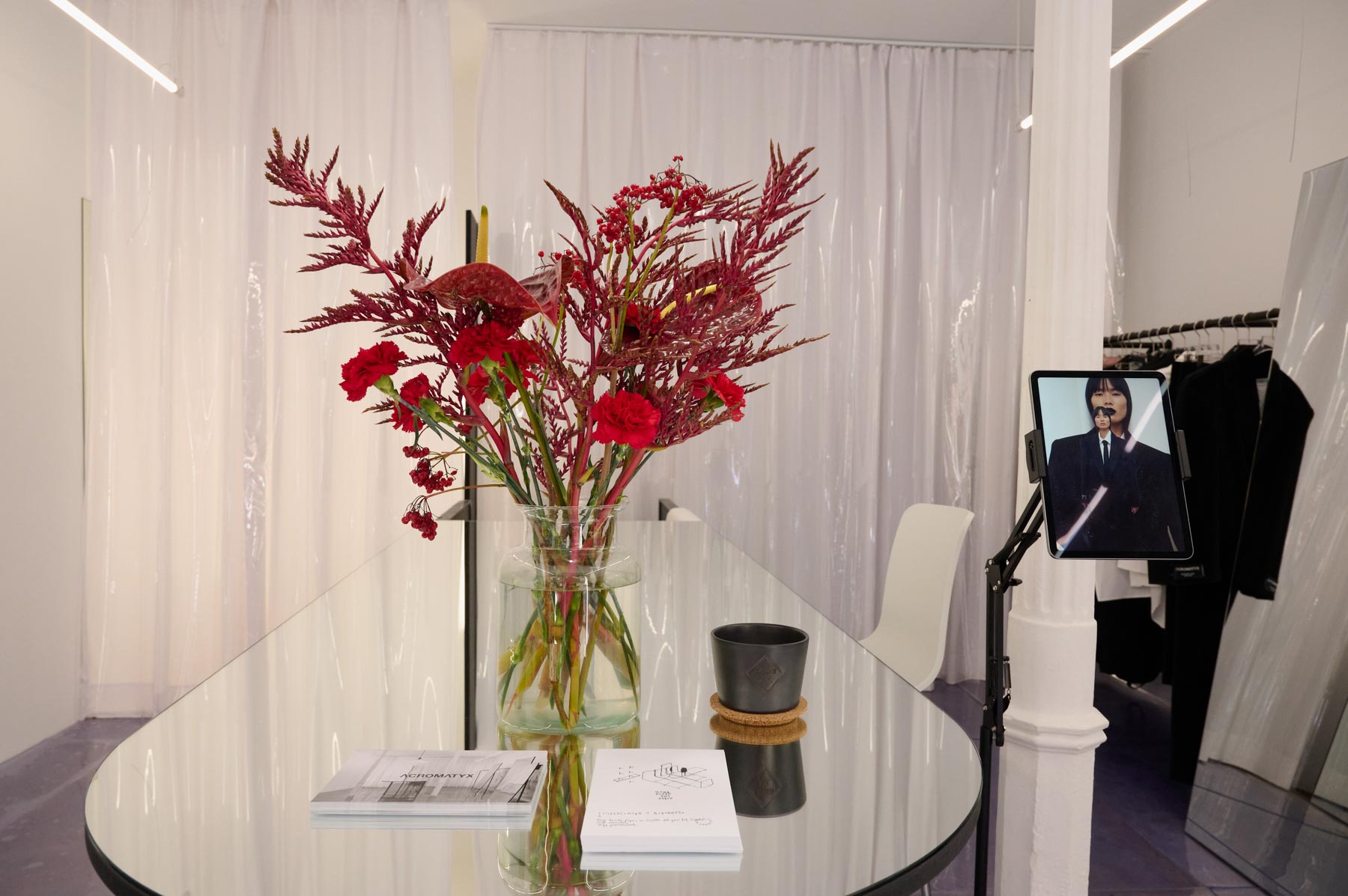 web-acromatyx-madrid-es-moda-0925-pablo-paniagua-0024