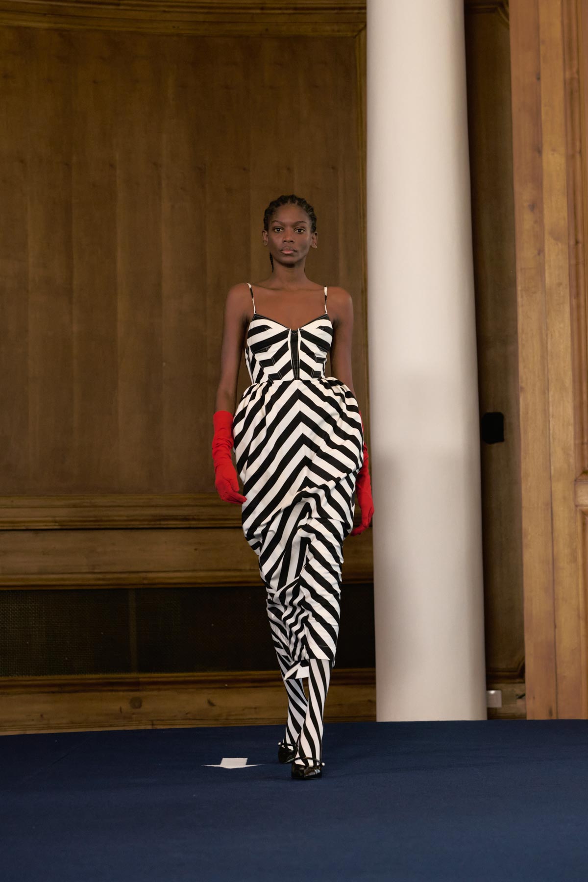 web-palomo-spain-mbfwm-0925-acme-pablo-paniagua-0027