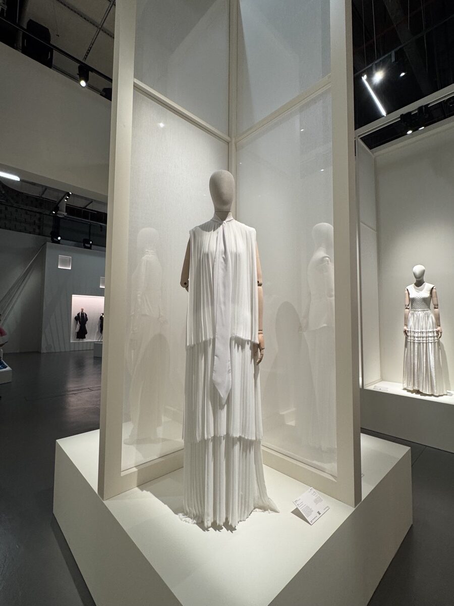 ACROMATYX_MODERN POETRY 006 (2)