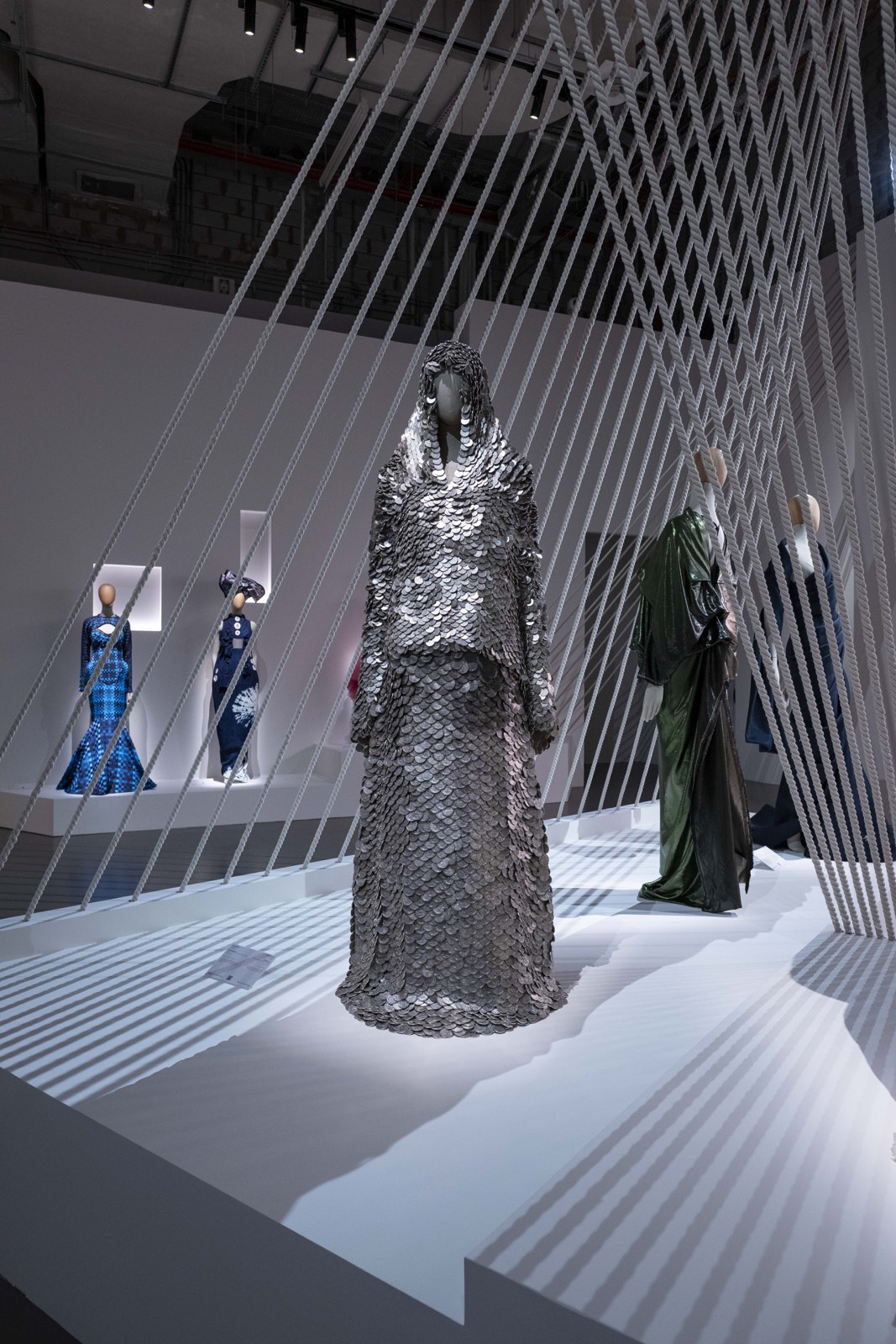 Threads of Impact Exhibtion_RCZ3538