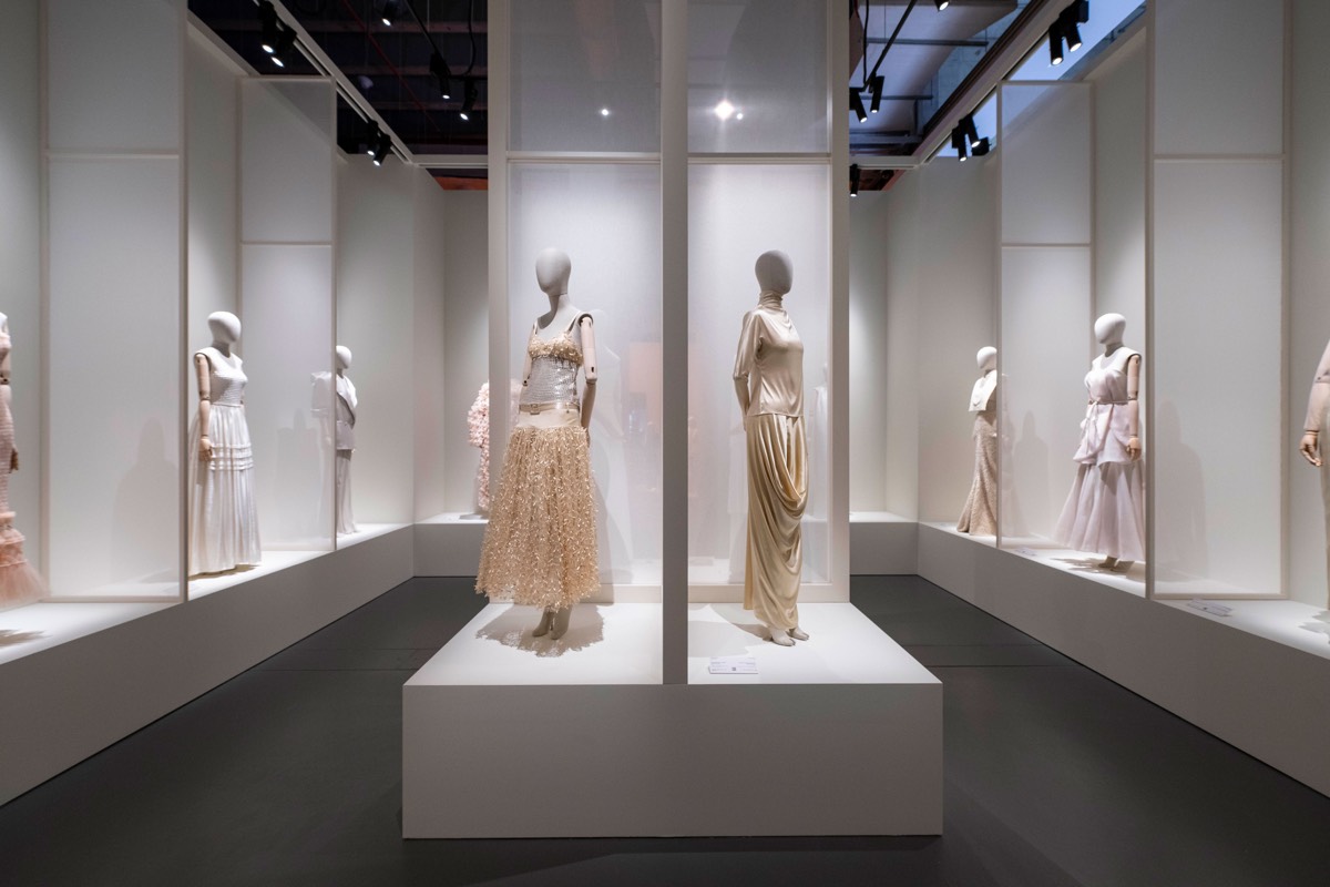 Threads-of-Impact-Exhibtion_RCZ3546