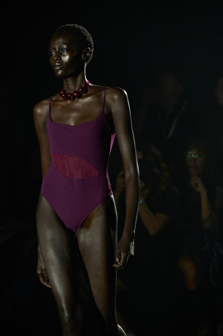 web-guillermina-baeza-080-1025-acme-0005