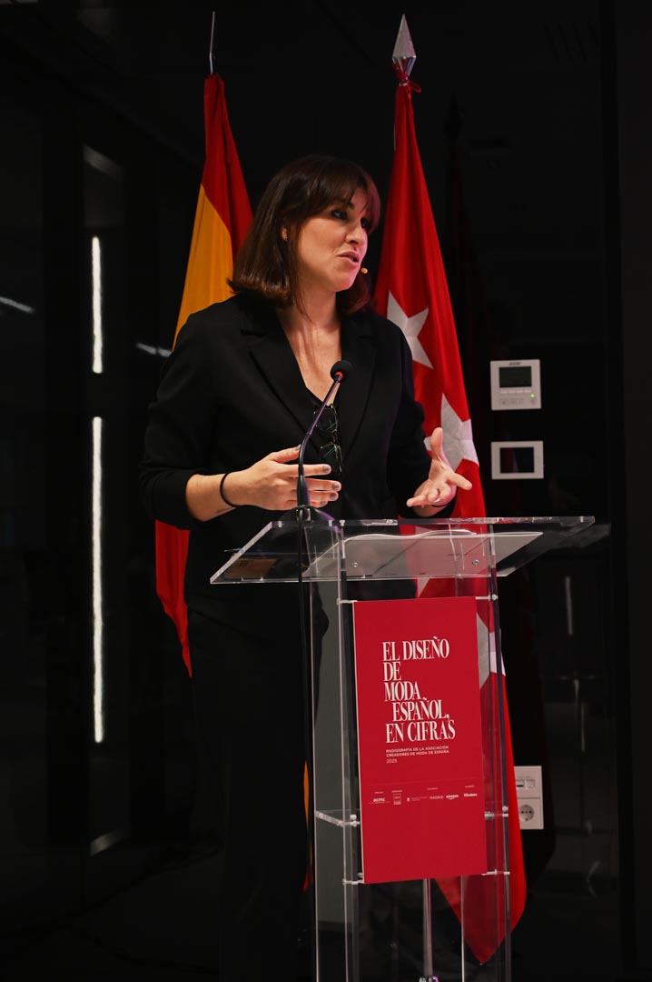 web-Pilar Riaño - presentación-informe-económico-acme-modaes-171125-0001