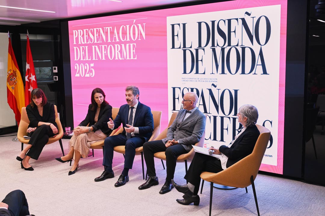 web-presentación-informe-económico-acme-modaes-171125-0036