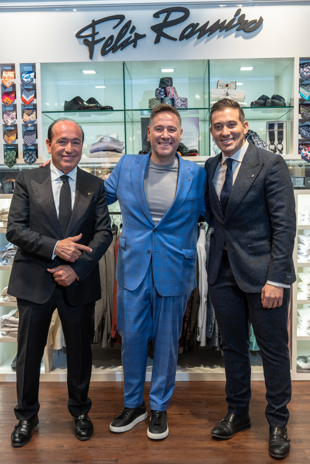 Felix Ramiro - El Corte Inglés Castellón- corner - _A748987