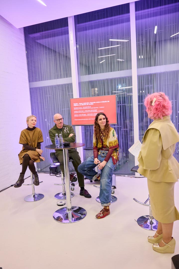 madrid-design-festival-web-mesa-3-helena-rohner-isidoro-hernandez-sumacruz-ciclo-de-diseño-de-moda-FAME-MDF-0001