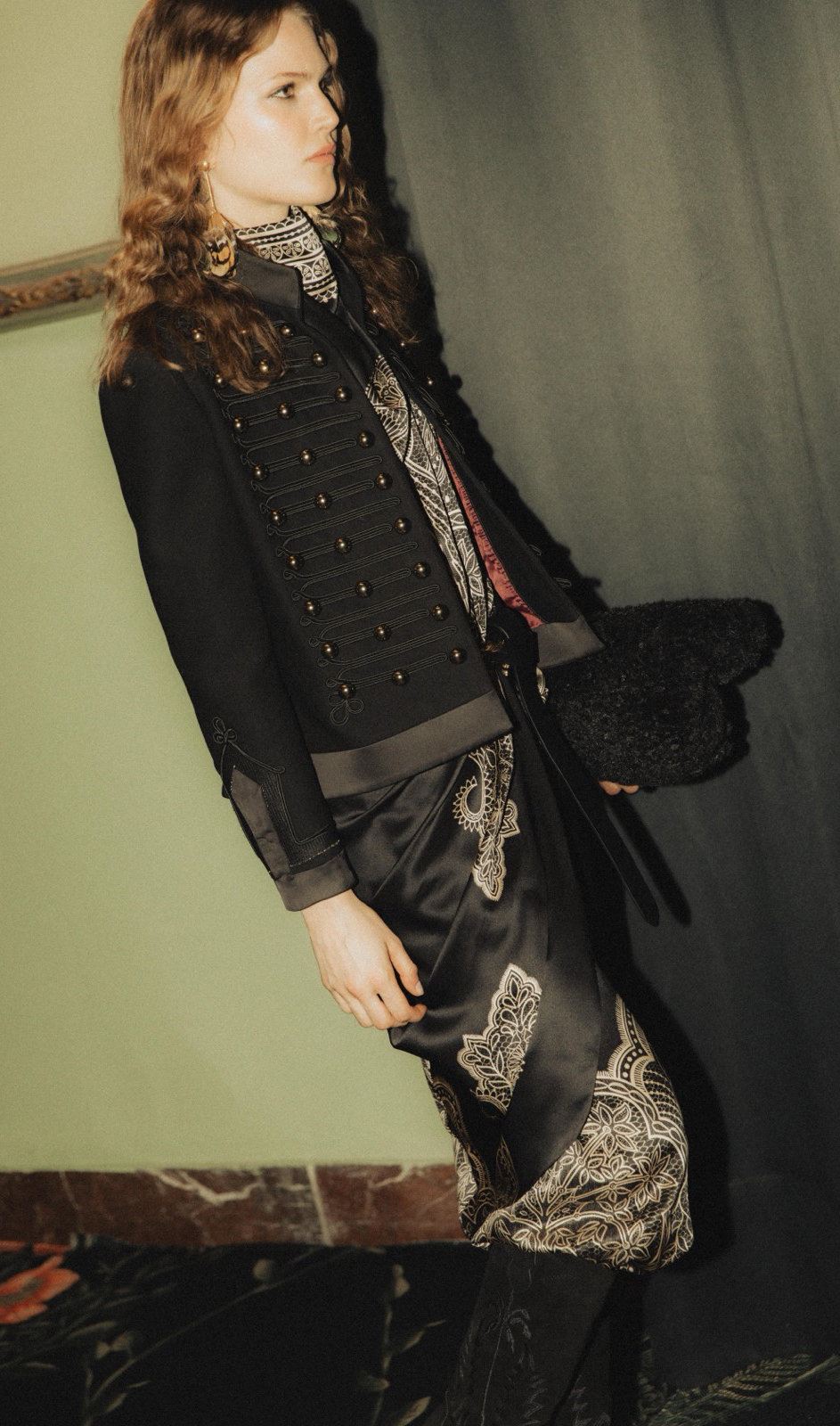 BlazerMilitarNegro_JohannaOrtiz-the-extreme-collection-