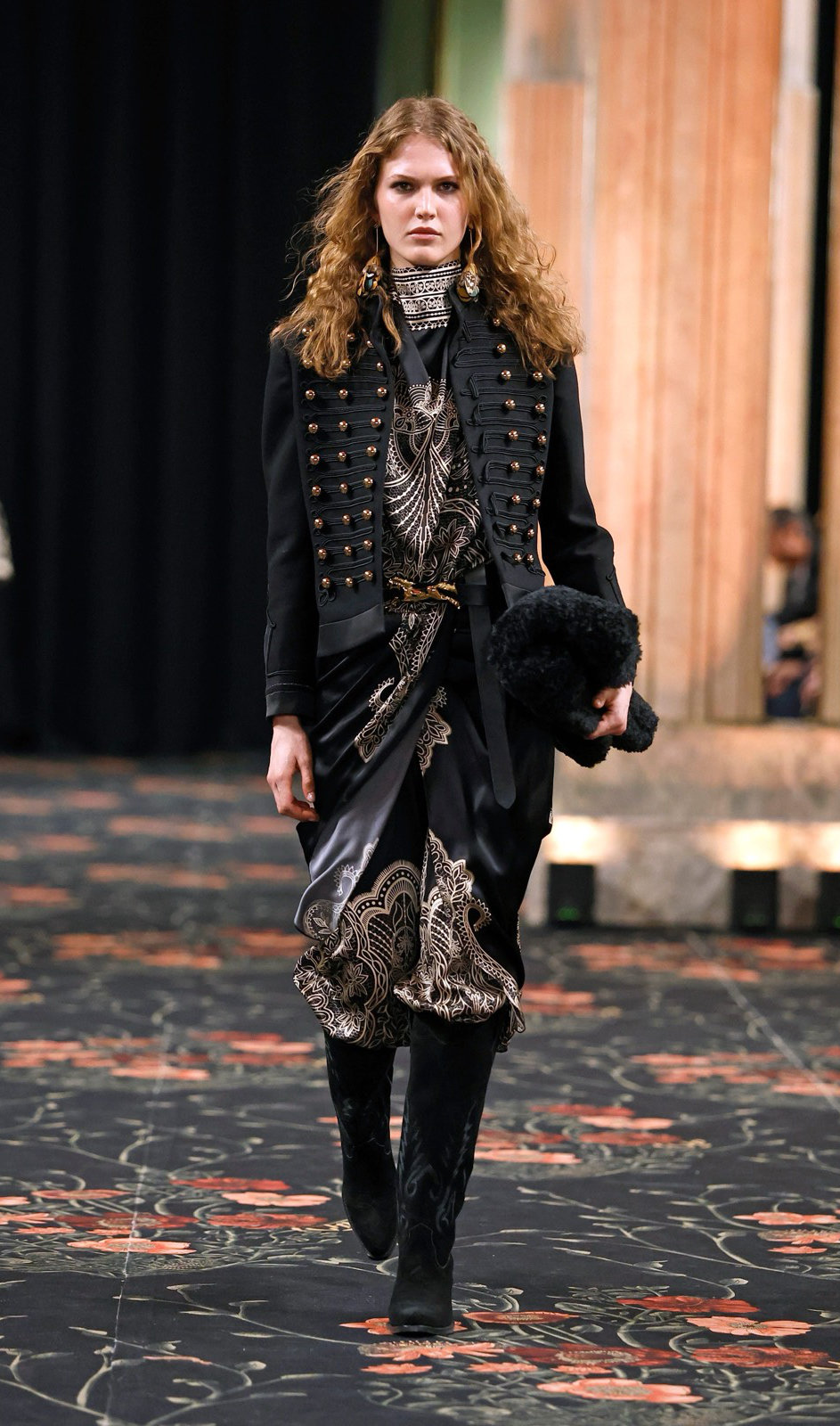 BlazerNegro_JohannaOrtiz-the-extreme-collection-