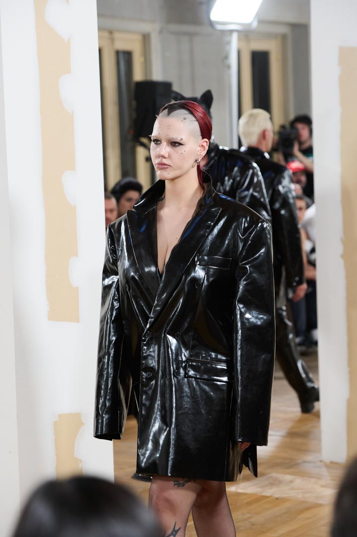 web-acromatyx-mbfwm-oi26-acme-pablopaniagua-0003