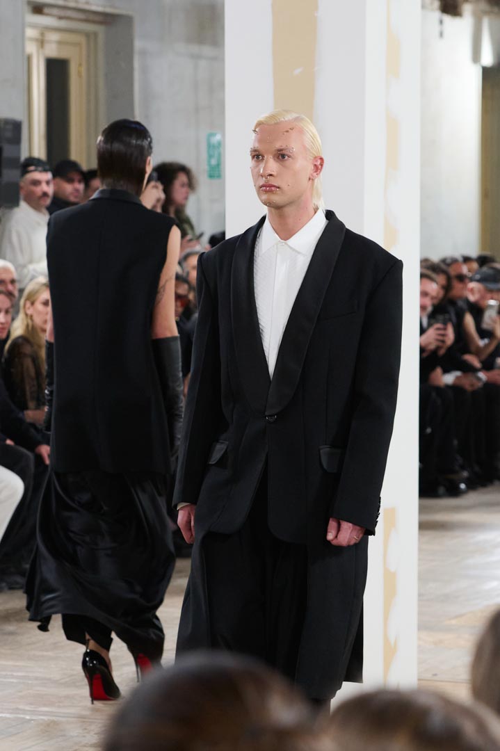 web-acromatyx-mbfwm-oi26-acme-pablopaniagua-0020