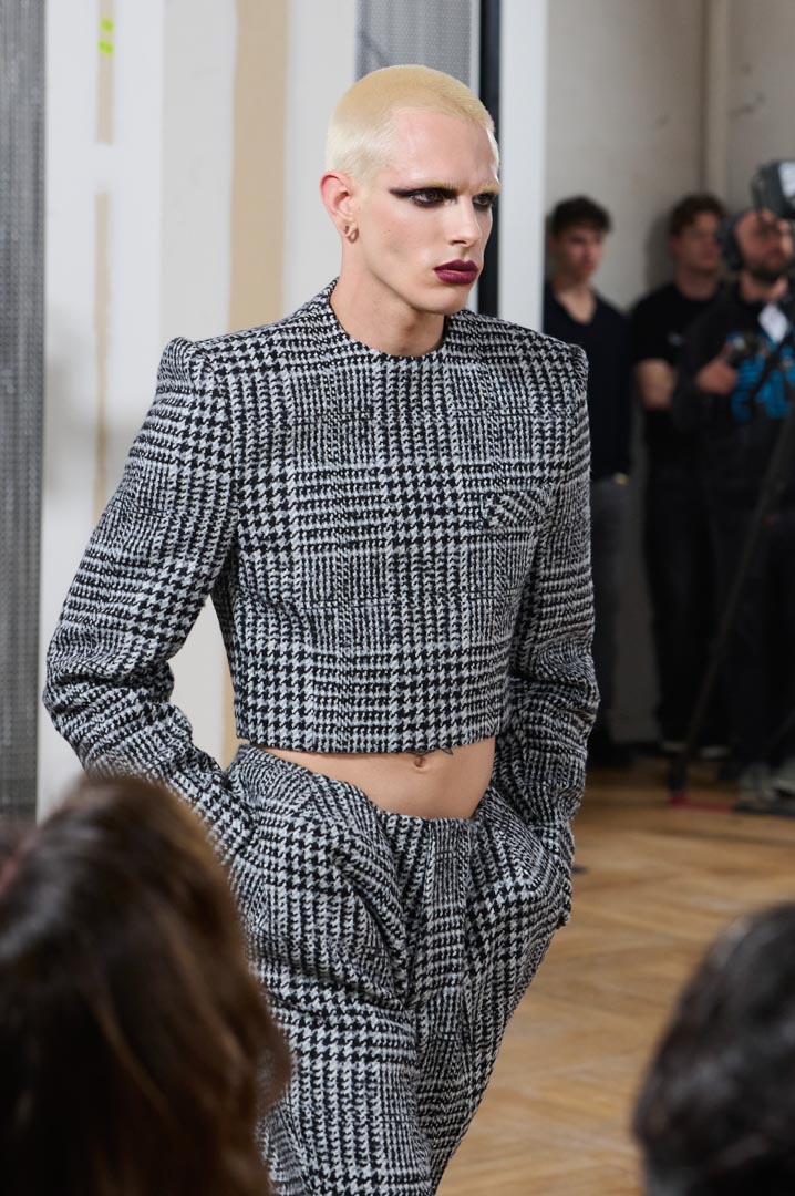 web-acromatyx-mbfwm-oi26-acme-pablopaniagua-0042