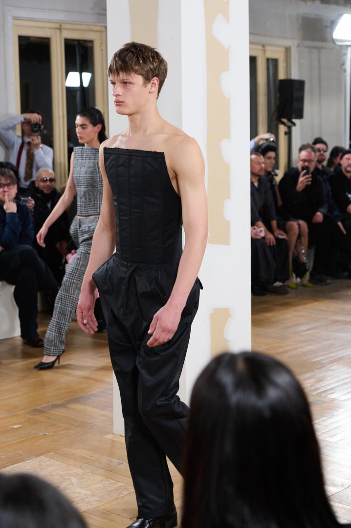 web-acromatyx-mbfwm-oi26-acme-pablopaniagua-0044