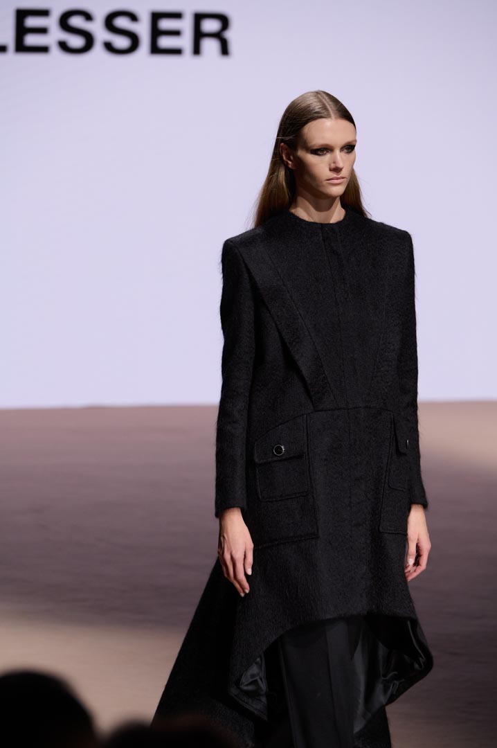 web-angel-schlesser-mbfwm-oi26-acme-pablopaniagua-0012