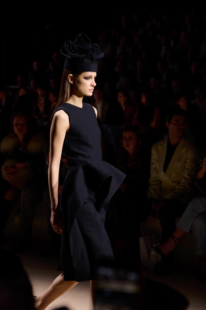 web-angel-schlesser-mbfwm-oi26-acme-pablopaniagua-0020