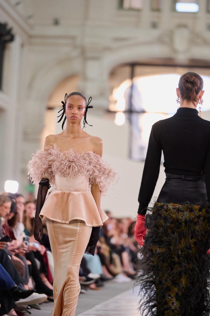 web-claro-couture-mbfwm-oi26-acme-pablopaniagua-0030