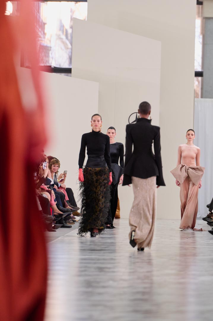 web-claro-couture-mbfwm-oi26-acme-pablopaniagua-0033