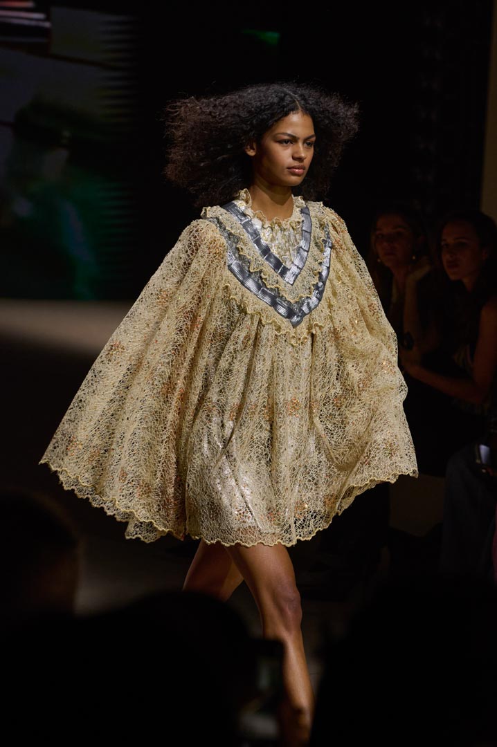 web-custo-barcelona-mbfwm-oi26-acme-pablopaniagua-0038