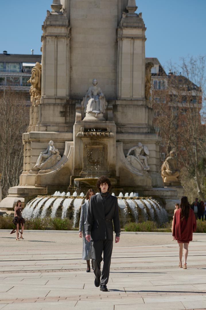 web-desfile-evento-inaugural-omoda-madrid-es-moda-0326-express-pablo-paniagua-0006