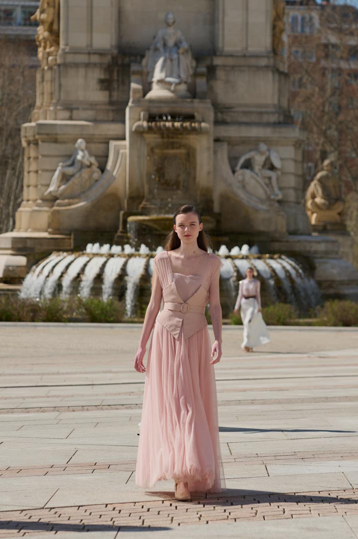 web-desfile-evento-inaugural-omoda-madrid-es-moda-0326-express-pablo-paniagua-0059