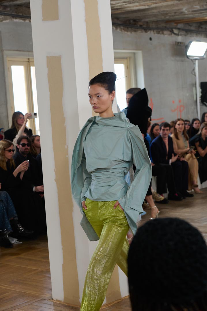 web-ernesto-naranjo-mbfwm-oi26-acme-pablopaniagua-0053