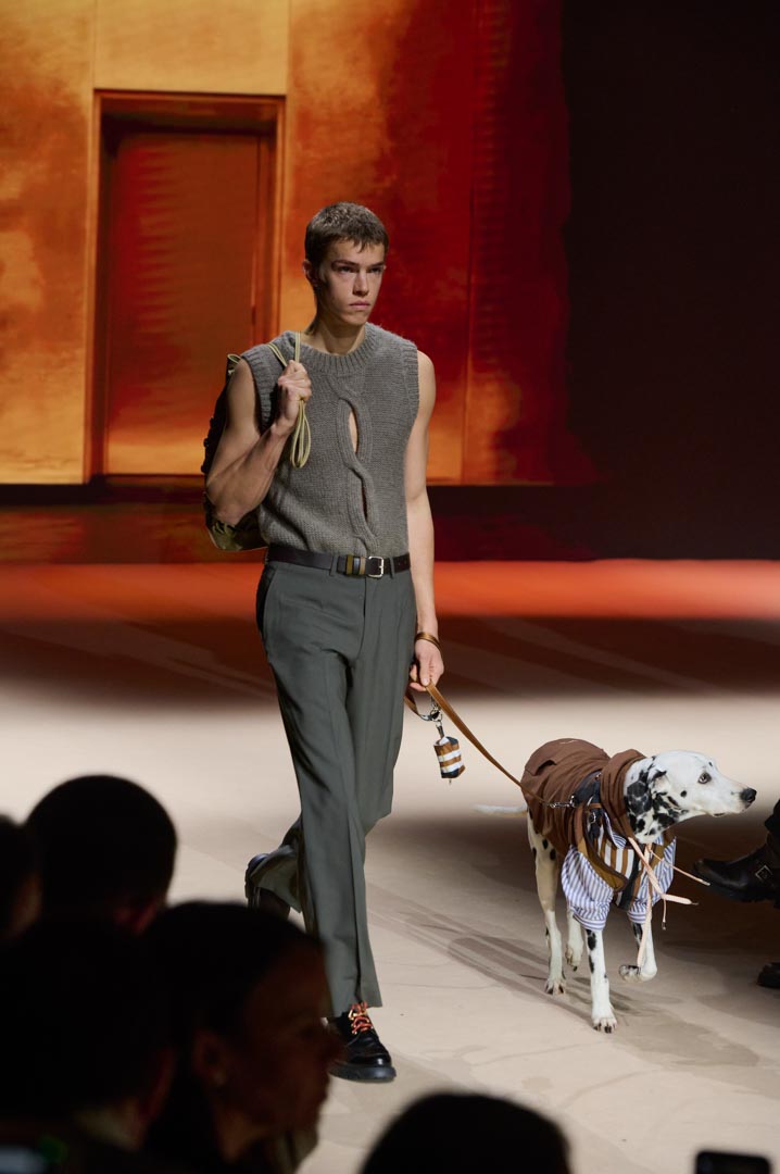 web-erroz-mbfwm-oi26-acme-pablopaniagua-0025