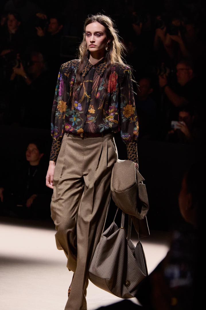 web-lola-casademunt-mbfwm-oi26-acme-pablopaniagua-0027