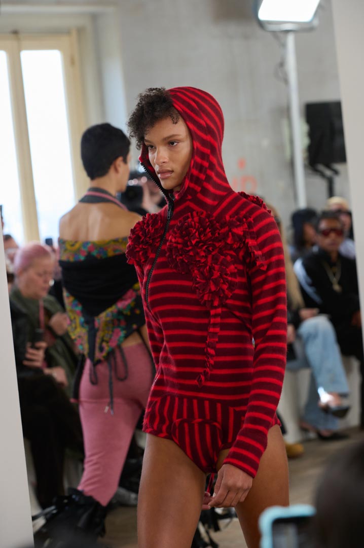 web-mane-mane-mbfwm-oi26-acme-pablopaniagua-0008